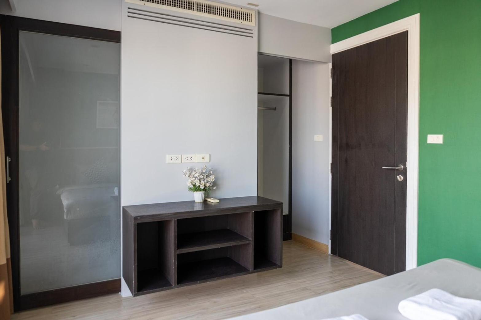 P Villa Lamoon Thonglor Bangkok Exterior foto
