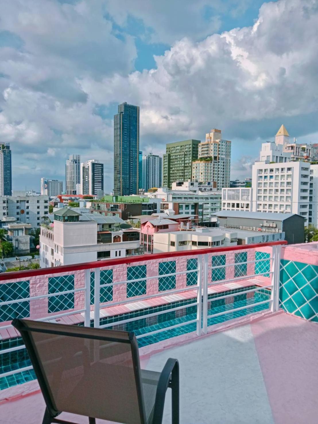 P Villa Lamoon Thonglor Bangkok Exterior foto