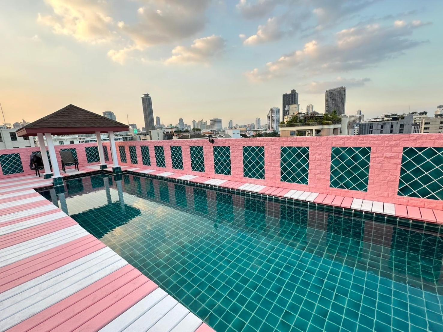 P Villa Lamoon Thonglor Bangkok Exterior foto